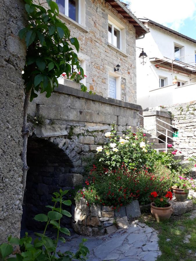 Gite Les Gorges Du Tarn La Cresse Exterior photo